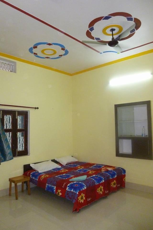 Gangotri Paying Guest House ורנאסי מראה חיצוני תמונה
