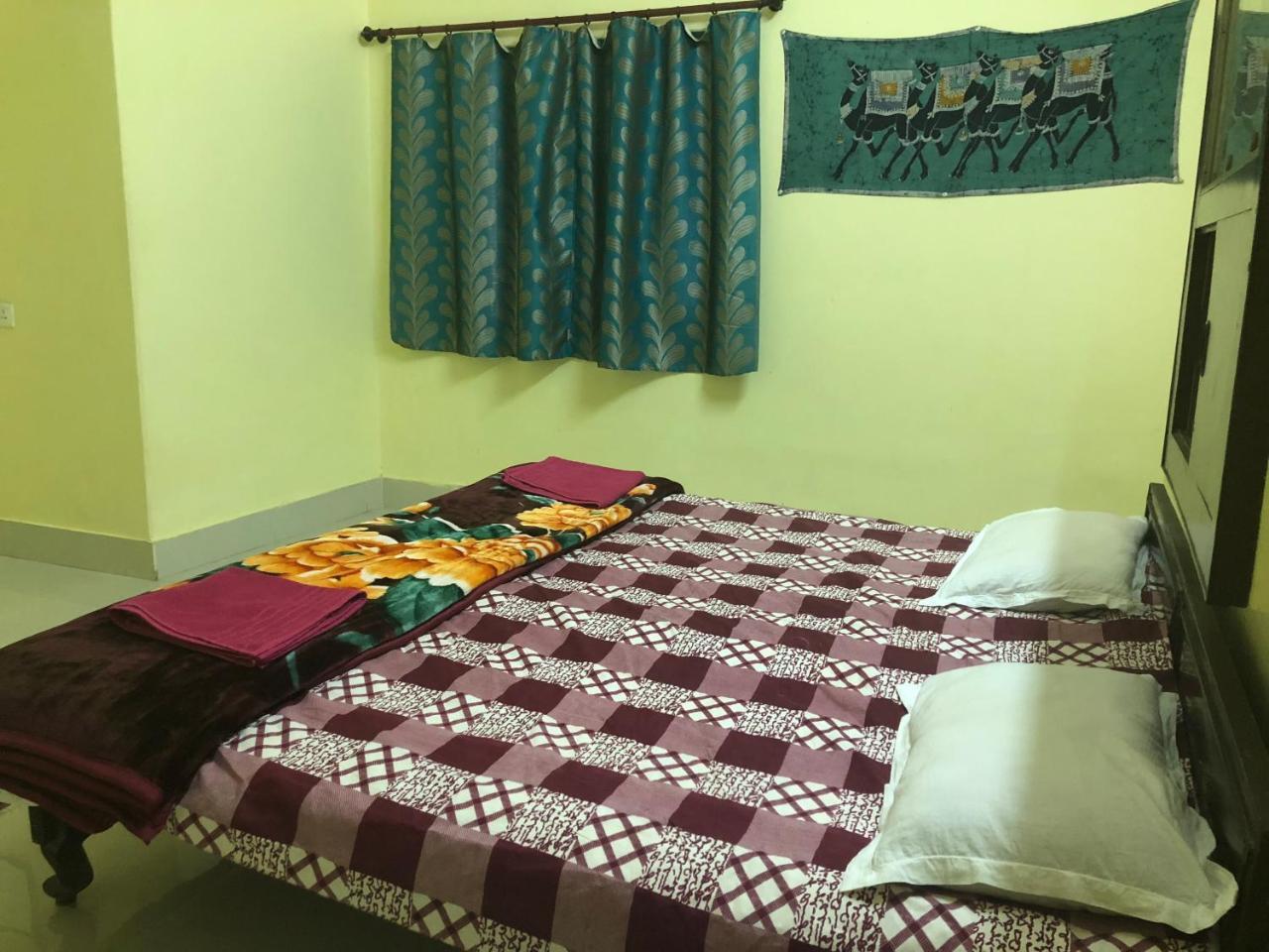 Gangotri Paying Guest House ורנאסי מראה חיצוני תמונה