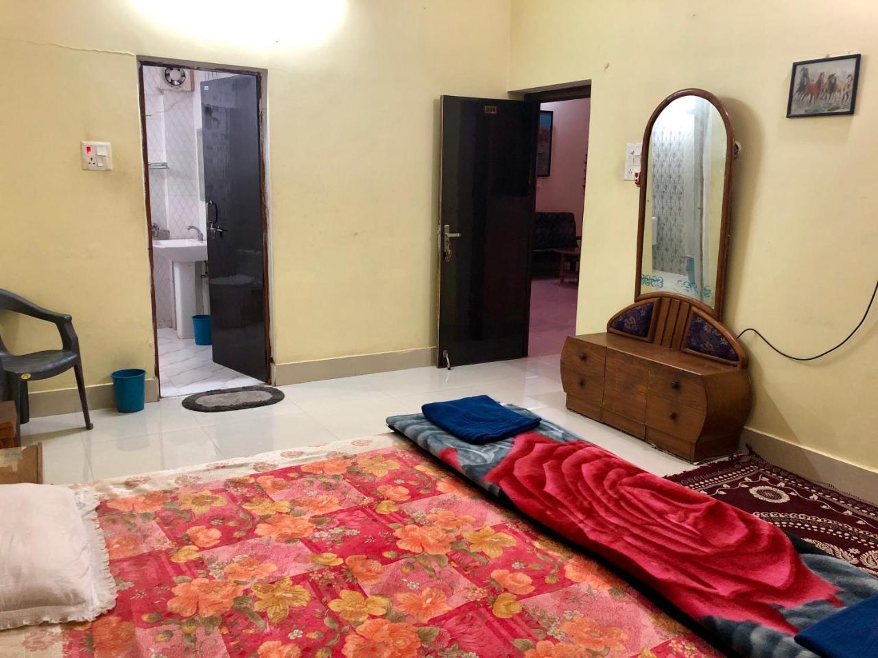 Gangotri Paying Guest House ורנאסי מראה חיצוני תמונה